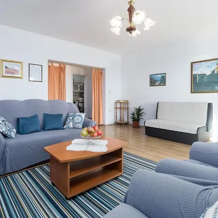 Paola Apartamento *